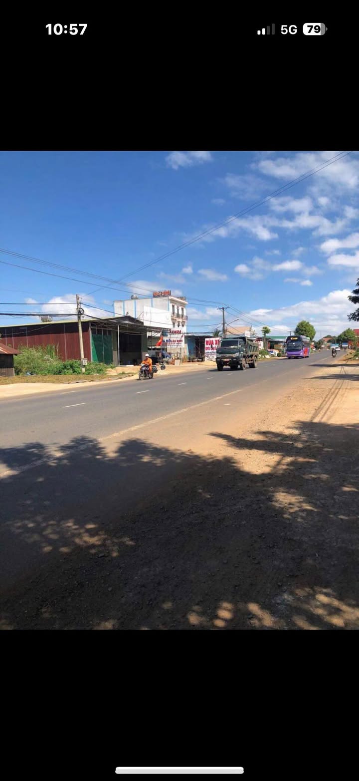 Nhà mặt tiền Quốc Lộ 20, Tân Nghĩa 180m² giá 4 tỷ - Khu kinh doanh sầm uất!