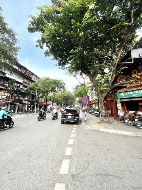 Mặt bằng kinh doanh cho thuê tại khu tập thể Thành Công - Ba Đình, 80m² giá 15 triệu/tháng