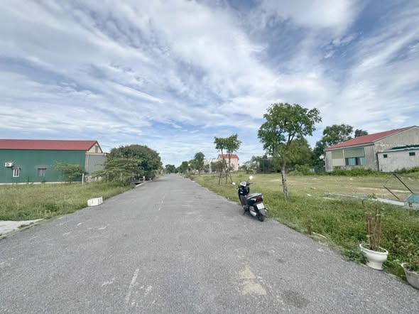 Đất nền mặt tiền Nguyễn Hiến Lê, Lộc Ninh 100m² giá 1.4 tỷ - Cơ hội đầu tư hiếm có!