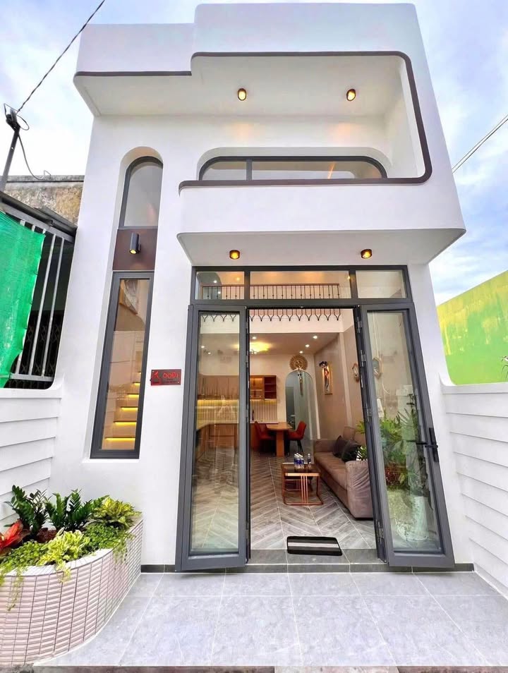 Nhà riêng Phường 6, Cao Lãnh 217m² giá 2 tỷ - Xách vali vào ở ngay!