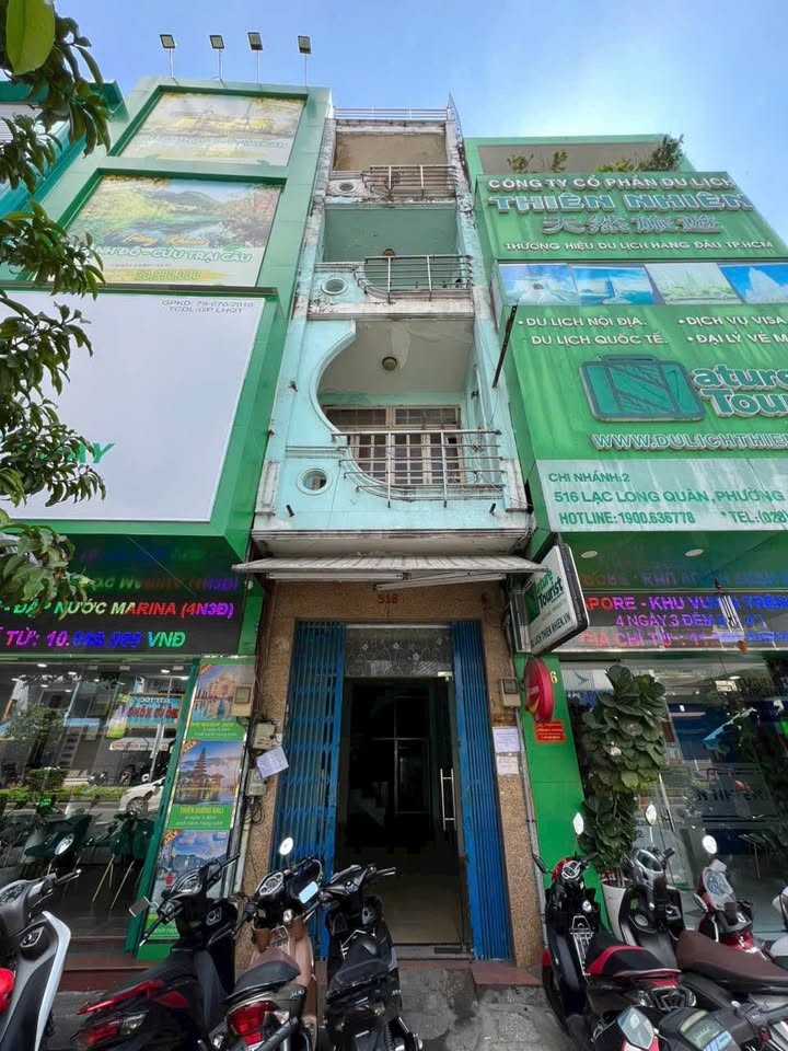 Nhà bán mặt tiền Lạc Long Quân, Quận 11, 42m² - Vị trí đắc địa, không thể bỏ lỡ!