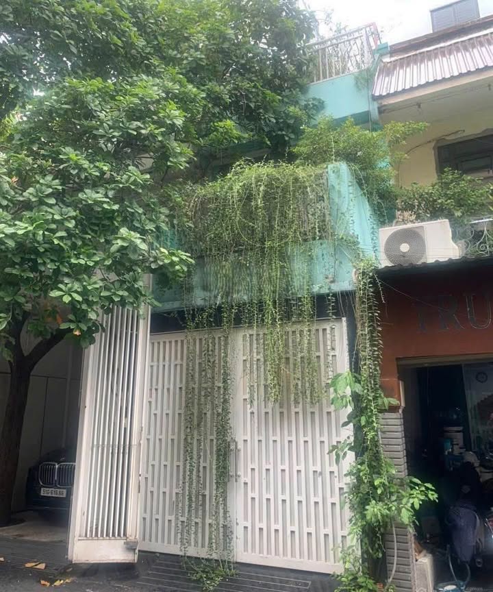 Cho thuê nhà mặt tiền Trần Doãn Khanh, Q.1 - Kinh doanh tự do, nhận nhà ngay!