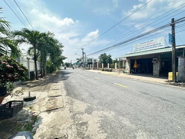 Nhà mặt tiền HL.02, Bình Ân, Gò Công Đông 197m² giá 1.4 tỷ - Kinh doanh thuận lợi!