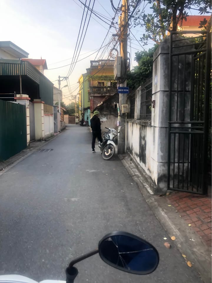 Đất Đặng Xá Gia Lâm 40m² giá 2 tỷ - Lô rẻ nhất khu vực, ô tô tránh nhau!