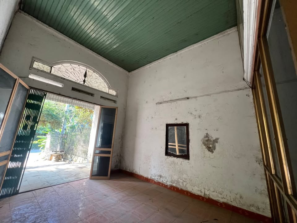 Nhà cấp 4 tại Quốc lộ 37, Cù Vân, 150m² giá chỉ 1 tỷ - Đầu tư sinh lời ngay!