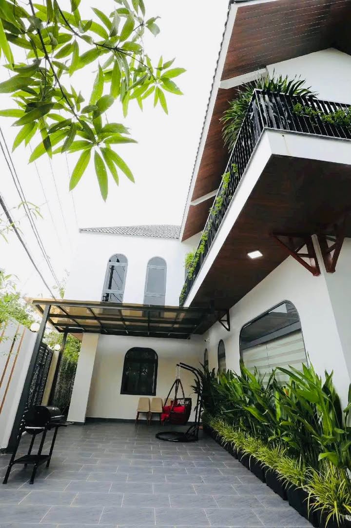 Villa Nam Việt Á Đà Nẵng 198m² giá 2x tỷ - Không gian sống thượng lưu!