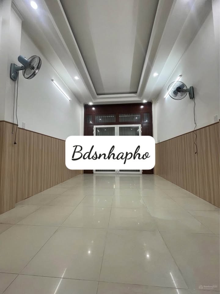 Cho thuê mặt bằng tầng 1 Đống Đa, Hải Châu 32m² - Lối đi riêng, kinh doanh thuận lợi!