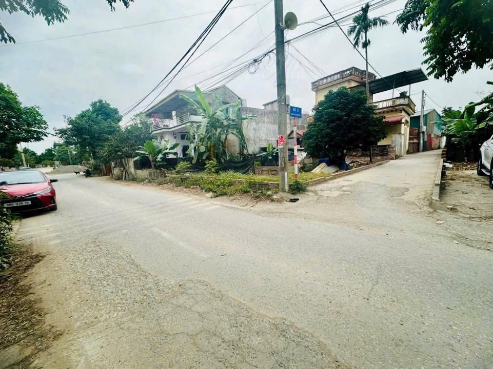 Đất nền Hòa Lạc 98.5m² giá chỉ 2.655 tỷ - Tiềm năng kinh doanh lớn!