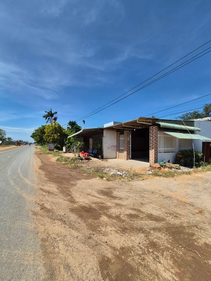 Nhà 2 mặt tiền Bàu Cốp, Ninh Thạnh, Tây Ninh 80m² giá 1.4 tỷ - Tiềm năng kinh doanh lớn!