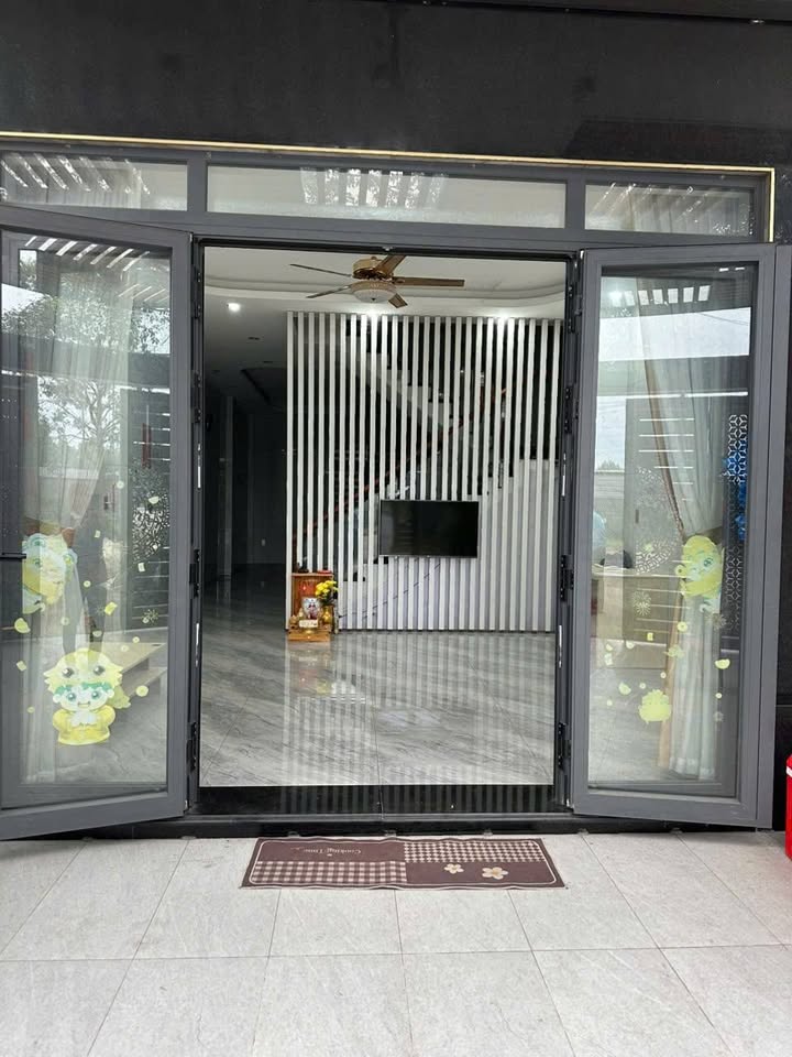 Nhà mặt tiền đường lớn Thới An Q12 100m² giá 6 triệu - Kinh doanh ngay!