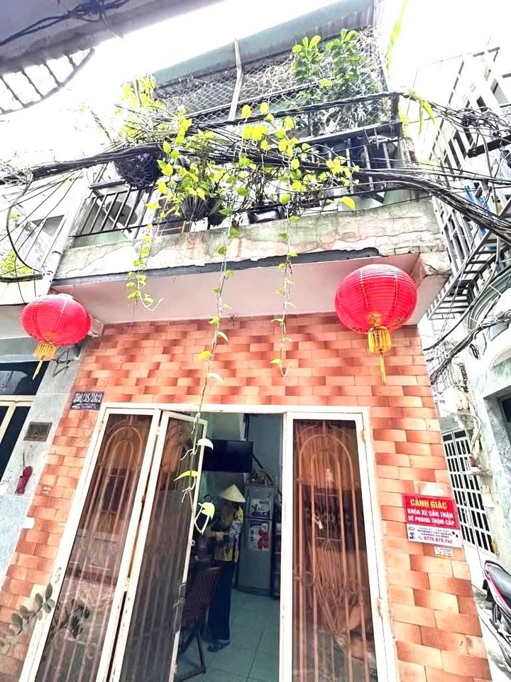 Nhà bán tại Quận 7, TP.HCM 18m² giá 2.55 tỷ - Sổ hồng chính chủ, thương lượng