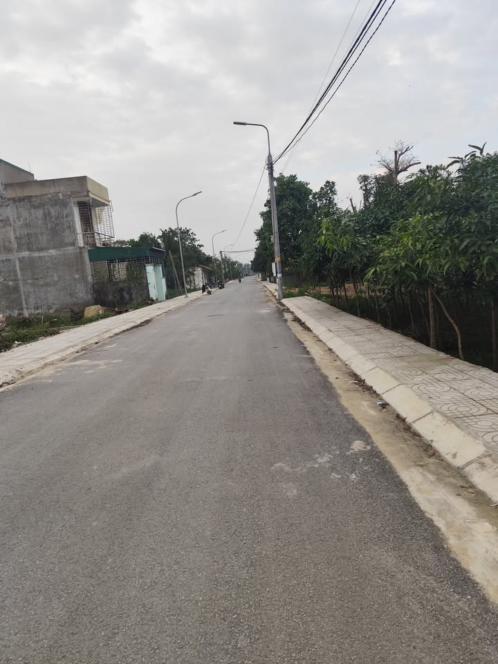 Đất nền Nghi Ân, Vinh 120m² giá 3 tỷ - Vị trí đông dân cư, tiện ích đầy đủ!