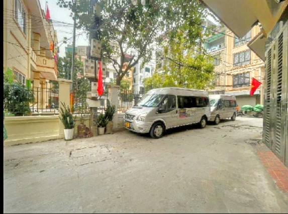 Nhà phố Xuân Đỉnh 64m² giá 10 tỷ - Sổ đỏ chính chủ, giao dịch nhanh!