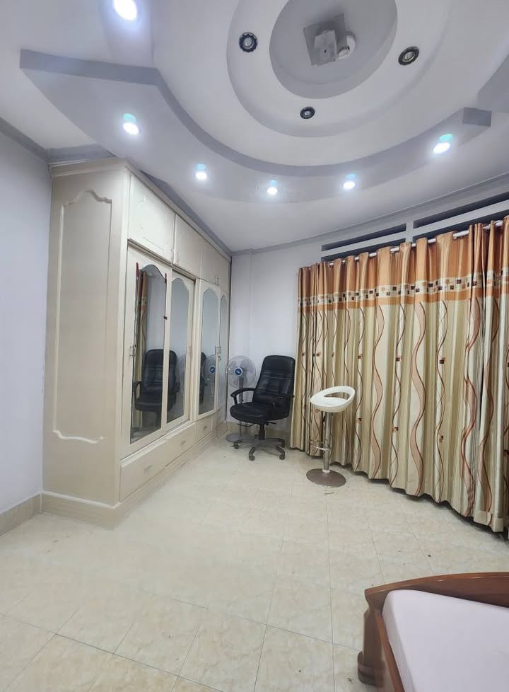 Căn hộ chung cư Chợ Đầm Nha Trang 95m² giá 2.2 tỷ - Căn góc tiện nghi