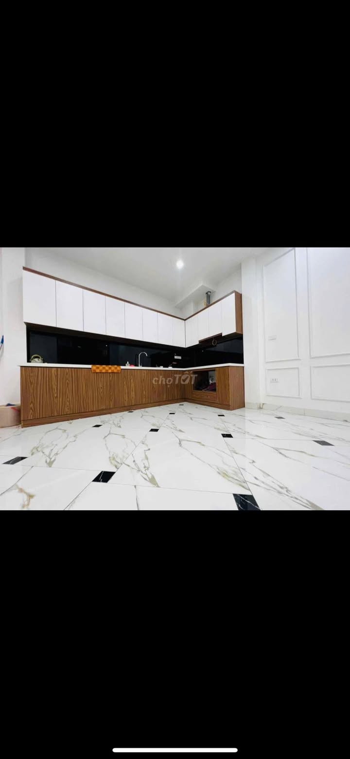 Nhà 5 tầng phố Thông Phong 54m² giá thỏa thuận - Thiết kế hiện đại, chính chủ!