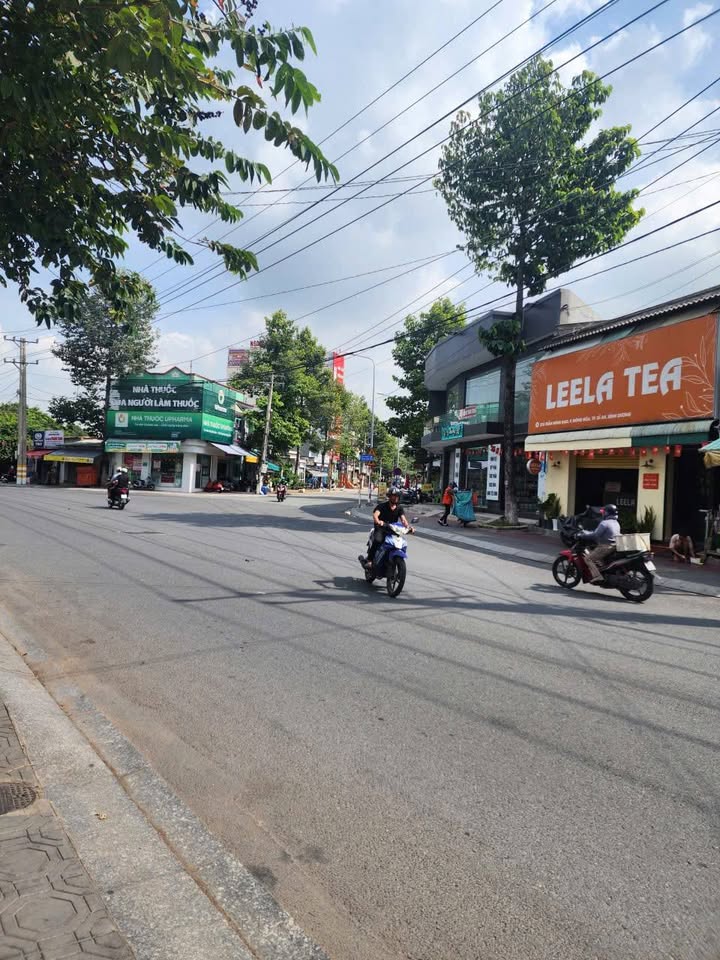 Bán gấp mặt tiền Trần Quang Khải, Dĩ An 150m² - Đầu tư sinh lời ngay!