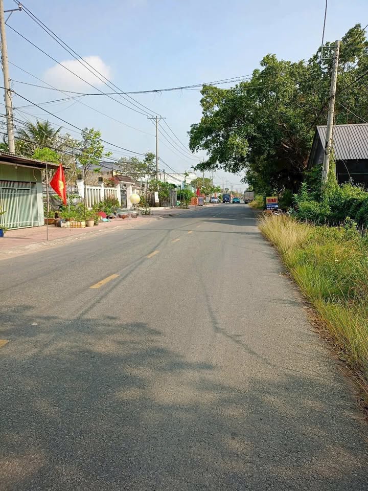 Đất mặt tiền Nguyễn Cửu Vân, TP. Tân An, 299m² giá 6.7 tỷ - Thương lượng ngay!