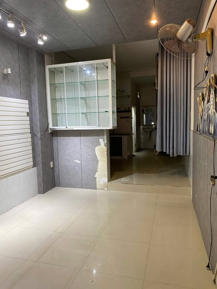 Nhà cho thuê Đặng Văn Ngữ, Phú Nhuận 33m² giá 13 triệu - Vị trí kinh doanh đắc địa!