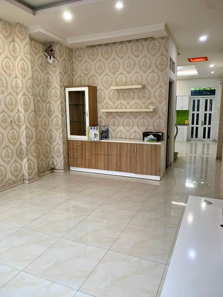 Nhà cho thuê tại Linh Xuân, Thủ Đức 76m² giá 11 triệu - Phù hợp làm văn phòng và gia đình!