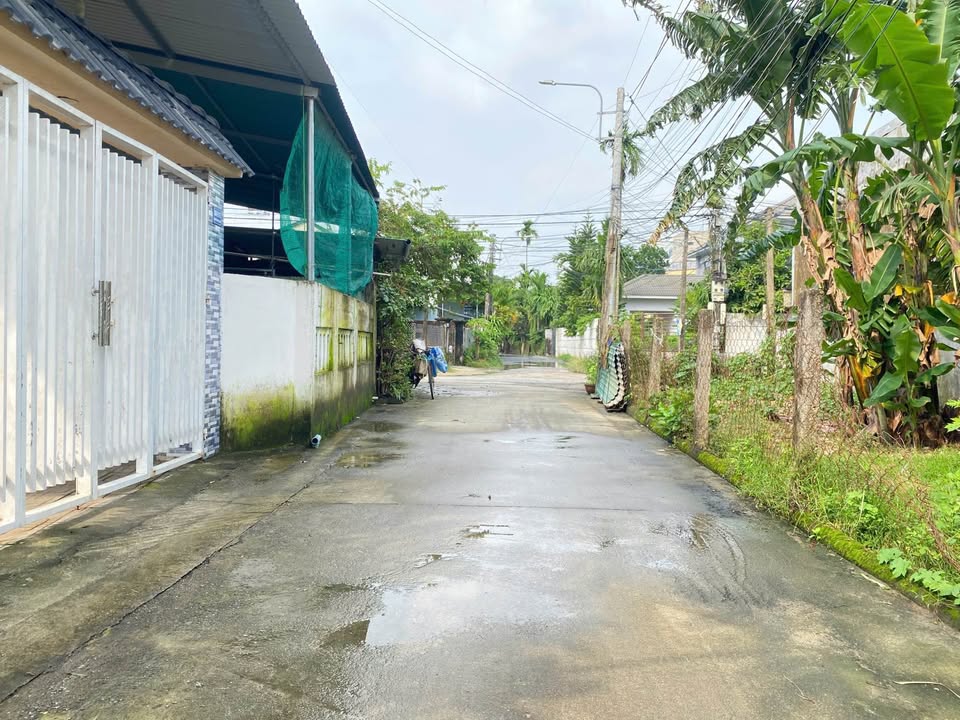 Đất hẻm 164 Nguyễn Văn Linh, Trương Quang Trọng, Quảng Ngãi 95m² giá chỉ 900 triệu - Đầu tư sinh lời ngay!