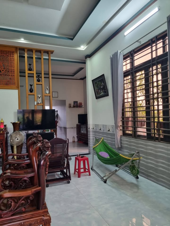 Nhà Hòa Khánh Buôn Ma Thuột 362m² giá 1.85 tỷ - Thiết kế đẹp, sân ô tô