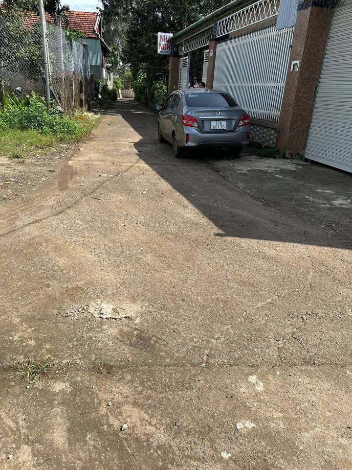 Đất nền xã Ea Phê, Đắk Lắk 826m² giá 2 tỷ - Sổ đỏ chính chủ