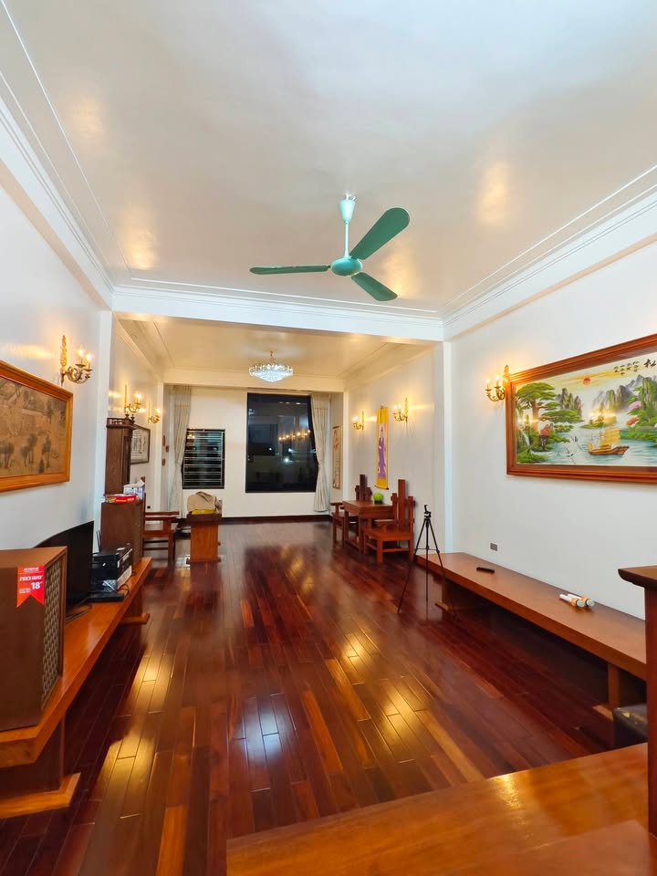 Nhà 4 tầng mặt đường QL17, Thuận Thành, 90m² giá 32 triệu - Cho thuê ngay!