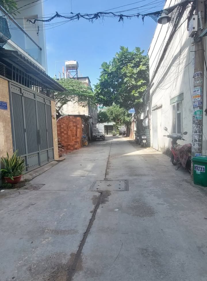 Nhà nguyên căn Bình Hưng Hòa 64m² giá 13 triệu - Phù hợp làm văn phòng hoặc ở gia đình!