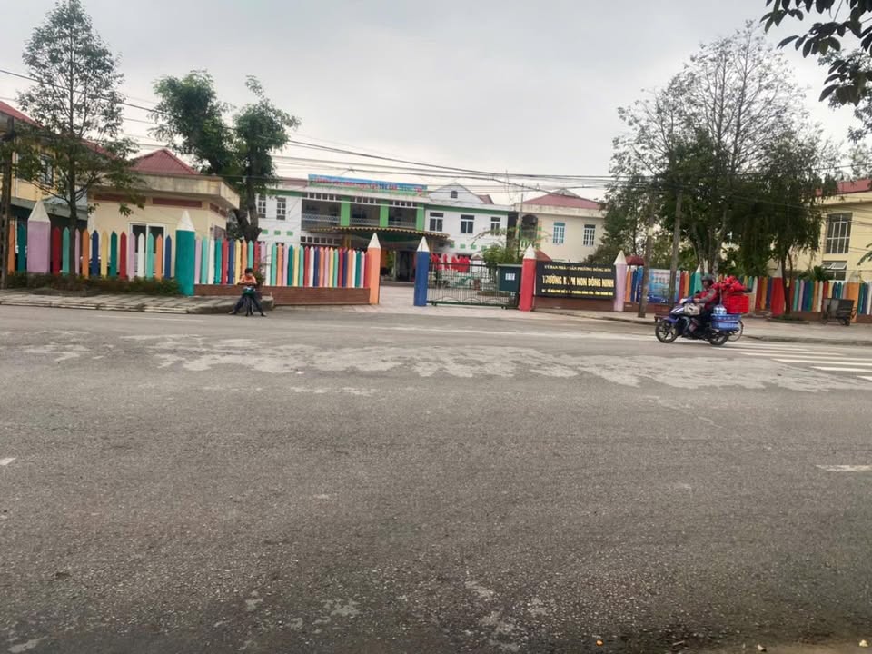 Đất nền liền kề tại phường Đông Sơn, Thanh Hóa - Diện tích 250m², giá chỉ 3 tỷ - Cơ hội đầu tư tuyệt vời!