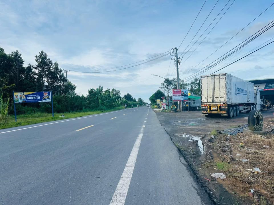 Đất nền mặt tiền Quốc lộ 61C, xã Nhơn Ái, 1200m² giá 7.2 tỷ - Cơ hội đầu tư tuyệt vời!