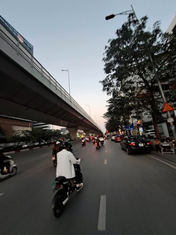 Nhà phố Minh Khai 60m² giá 14 tỷ - Thiết kế 6 phòng ngủ rộng rãi