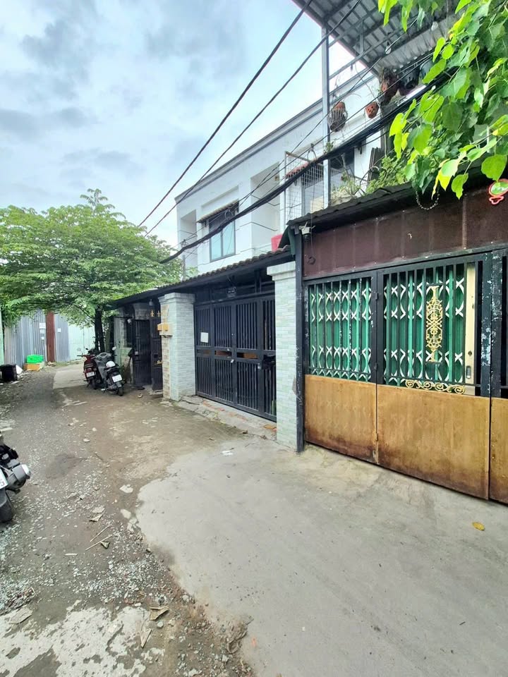 Nhà bán hẻm ô tô 2174 Huỳnh Tấn Phát, Nhà Bè 80m² chỉ 1.69 tỷ - Sẵn sàng vào ở!