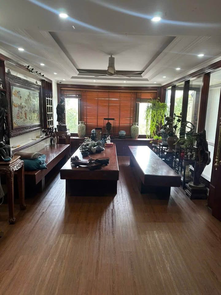 Nhà 4 tầng đường Phạm Thịnh, Ninh Xá 82.5m² giá 12 tỷ - Thiết kế hiện đại, ở ngay!