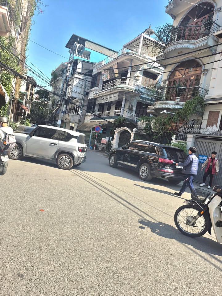 FrontHouse 118m² đường Láng Hạ giá 34 tỷ - Cơ hội kinh doanh tuyệt vời!