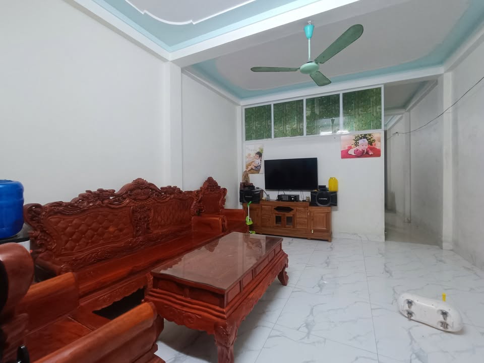 Nhà 2 tầng Quang Tiến, Sóc Sơn 75m² giá 2 tỷ - Sẵn sàng vào ở ngay!