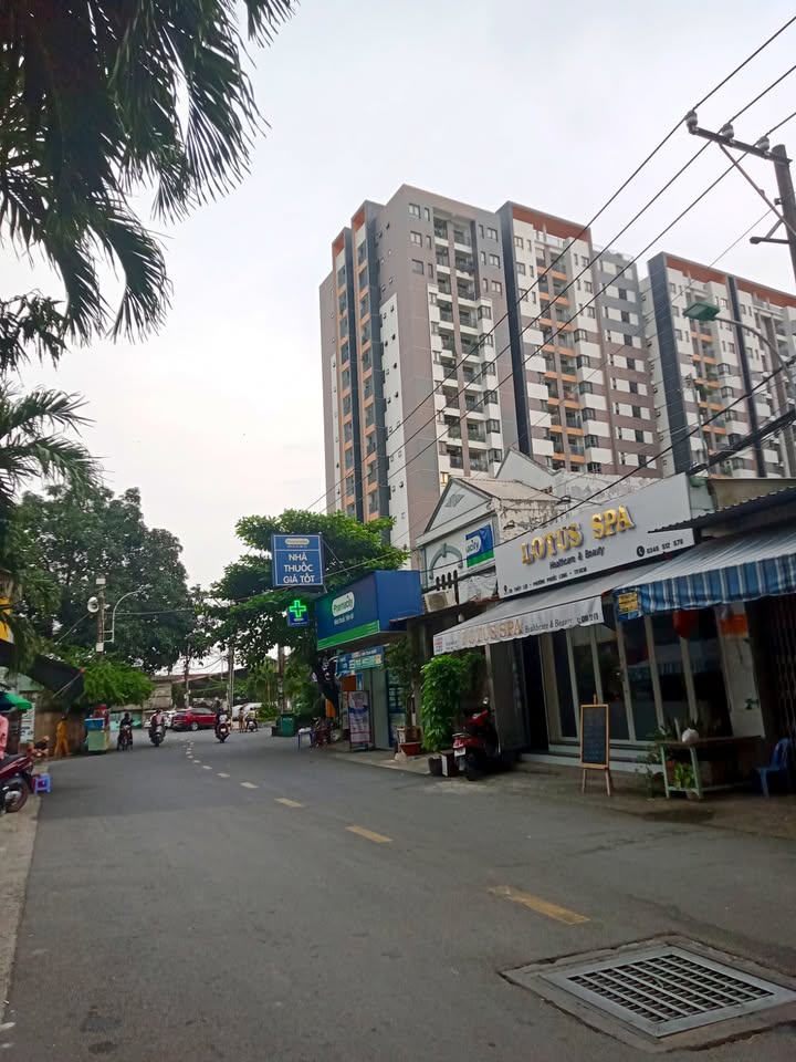 Nhà 2 tầng Phước Long A 52m² giá 5.5 tỷ - Hẻm xe hơi, sổ hồng chính chủ!