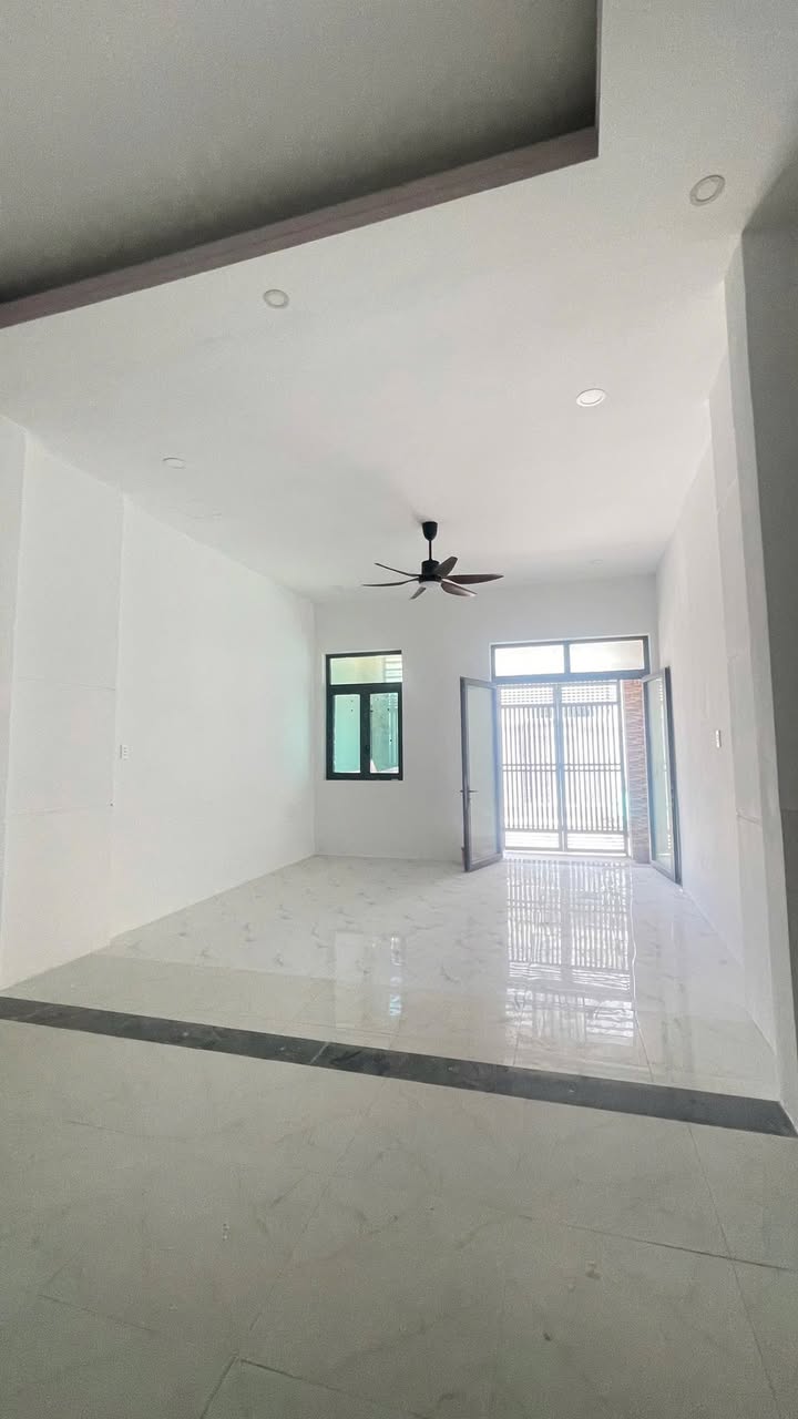 Nhà riêng Thủ Đức 68m² giá 4.6 tỷ - Nội thất đầy đủ, sẵn sàng ở ngay!