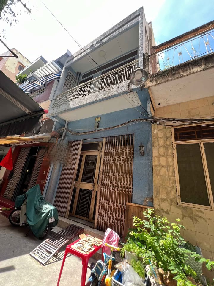 Nhà bán quận 6 đường Lê Quang Sung 72m² giá 7.2 tỷ - Sổ hồng chính chủ!