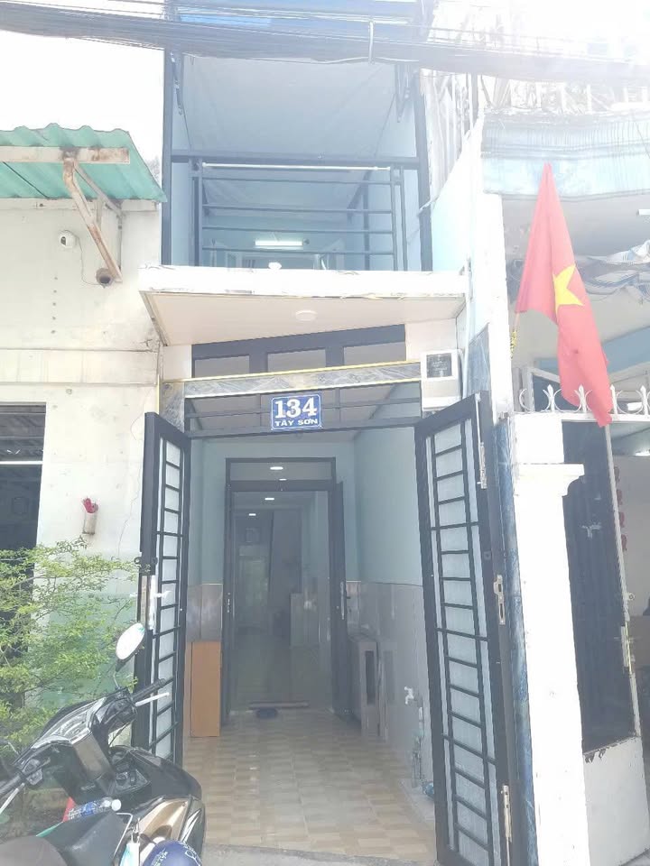 Nhà mặt tiền Tây Sơn, Tân Quý, Tân Phú - 50m² giá 1.79 tỷ, sẵn sàng vào ở!