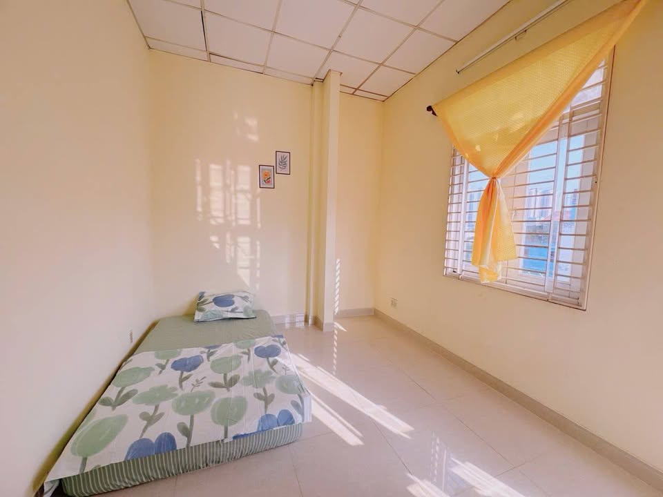 Căn hộ cho thuê tại 1041 Trần Xuân Soạn, Quận 7 - Giá chỉ 3.8 triệu/tháng, ban công 2 mặt thoáng mát!