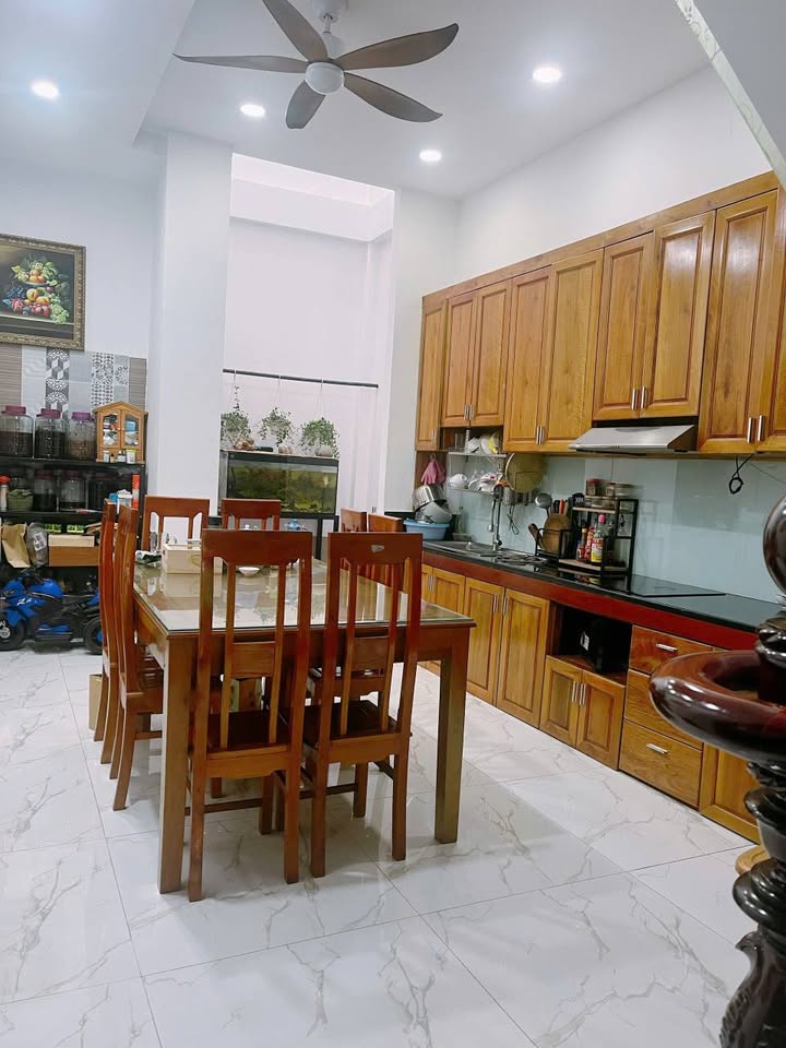 Nhà đẹp 60m² hẻm 7m gần Chung cư Gia Phú - Giá chỉ 5.95 tỷ!