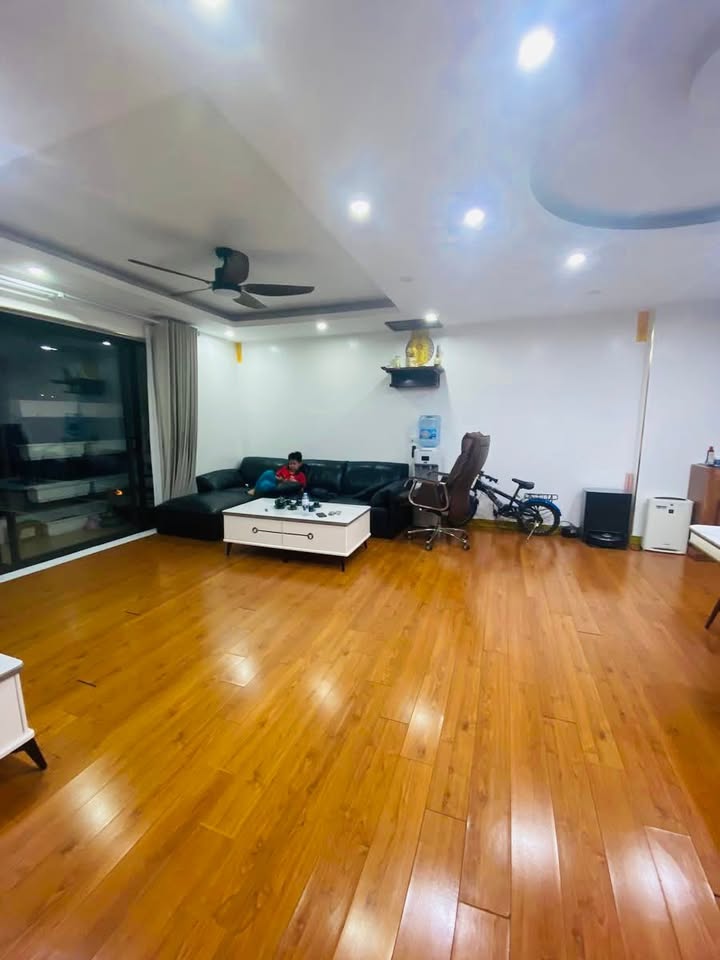 Căn hộ chung cư KĐT RECCO Phạm Văn Đồng 122m² giá 7.35 tỷ - Lô góc thoáng sáng!