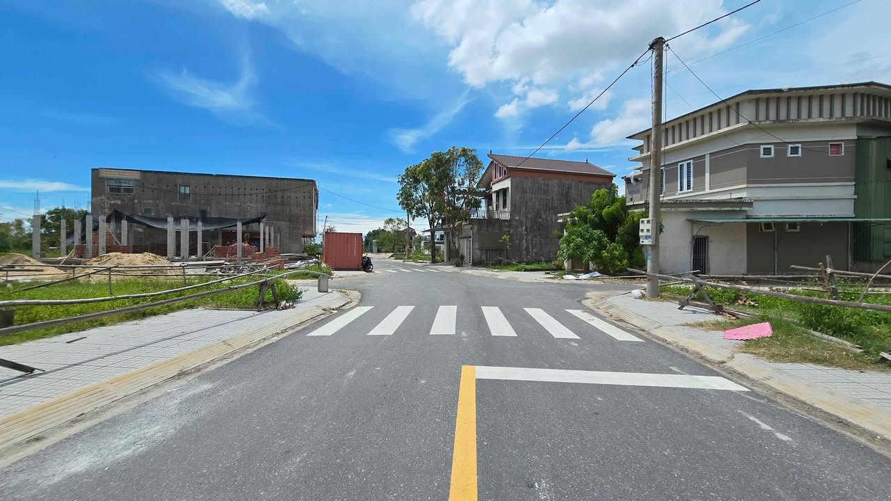 Đất nền QH Tiền Tiến, Thạch Quý 140m² giá chỉ 3 tỷ - Sát hồ điều hòa