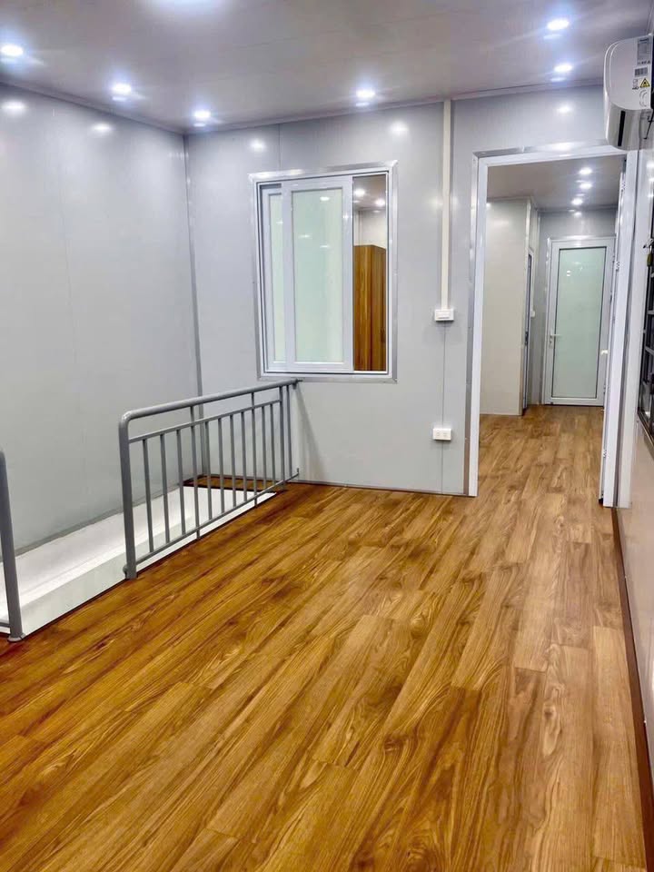 Nhà tập thể cho thuê tại Thái Thịnh 96m² giá 9.5 triệu - Nội thất mới, thoáng mát!