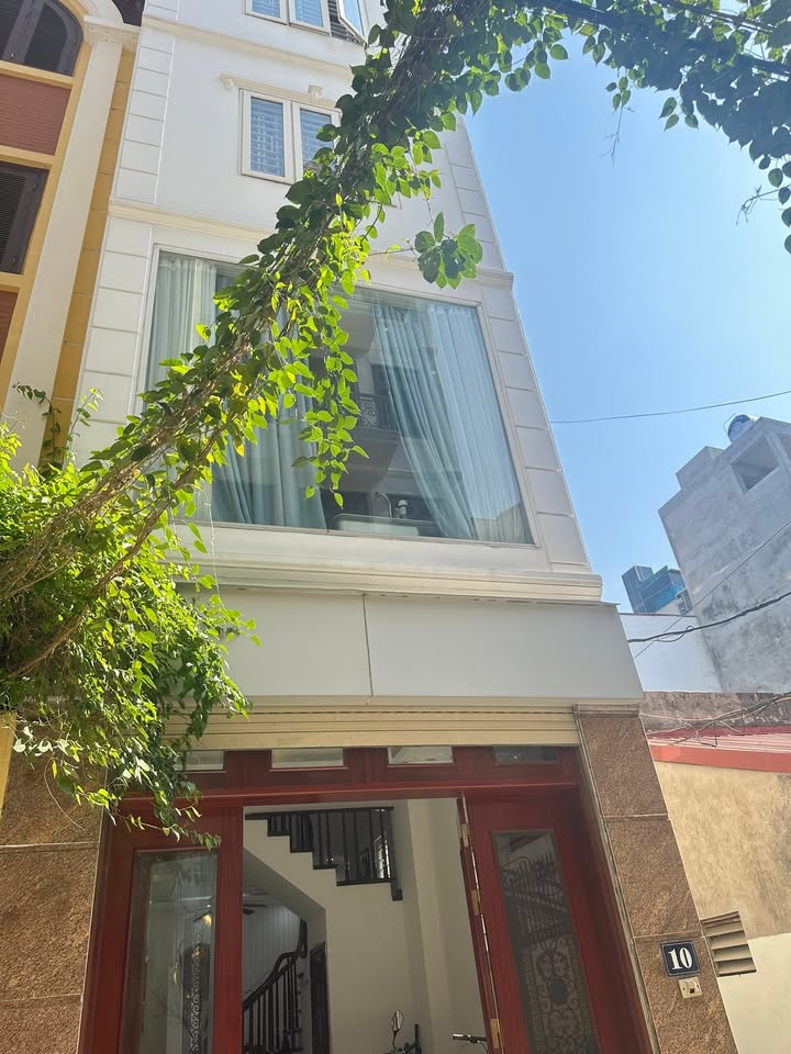 Nhà riêng 40m², 5 tầng tại ngõ 172 Xuân Đỉnh - Chính chủ bán gấp!