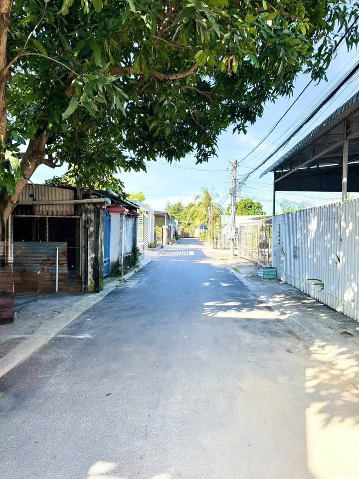 Bán nhà P4 Tây Ninh 127m² giá 1.49 tỷ - Hướng Nam, gần siêu thị GO!