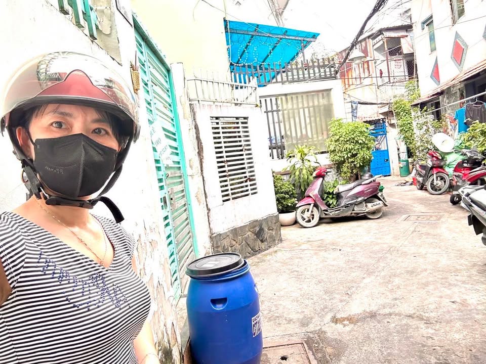 Nhà trọ 5 tầng Đoàn Văn Bơ quận 4, diện tích 98m² giá 10.6 tỷ - Đầu tư sinh lời hấp dẫn!