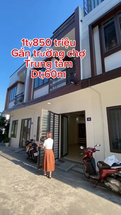 Nhà 2 tầng đường 351 An Dương 60m² giá 1.85 tỷ - Đỗ ô tô ngay cửa!