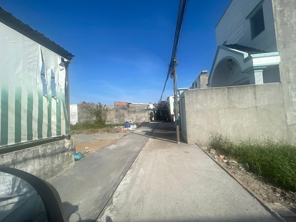 Đất thổ cư Đông Thạnh, Hóc Môn 100m² giá 3.15 tỷ - Đường xe hơi thuận tiện!