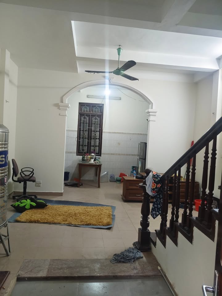 Nhà nguyên căn cho thuê tại Ngõ 175 Định Công 45m² giá 11 triệu - Vào ở ngay!